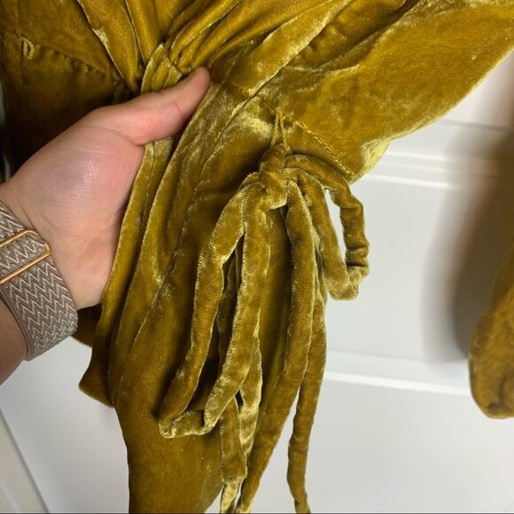 J. Crew Gold Crushed Velvet Faux Side Wrap Blouse Size 0 - Picture 6 of 11